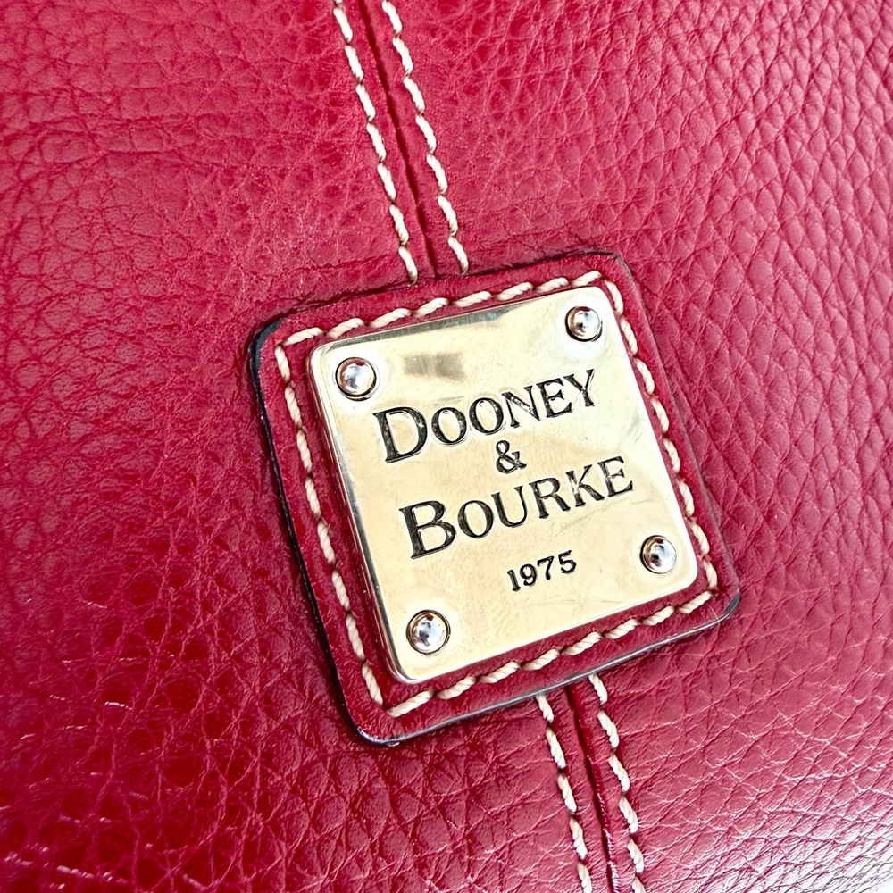 👑✅PRICE FIRM✅ Dooney & Bourke Cherry Red Leather Shoulder Bag - Picture 4 of 17